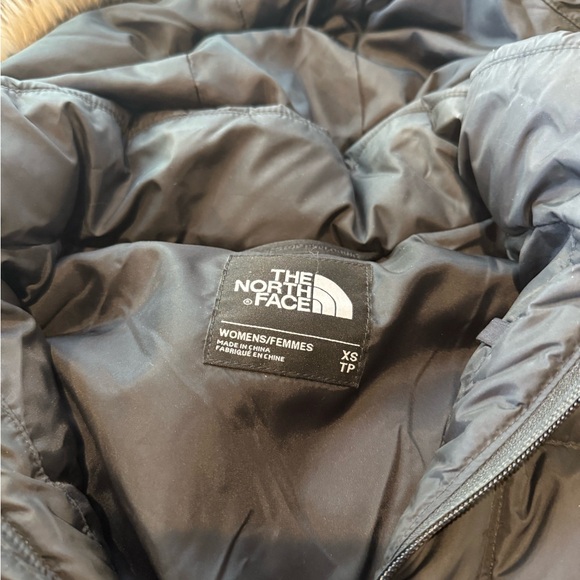 The North Face Women's Black Hooded Puffer Jacket with Faux-Fur Trim - Picture 2 of 3